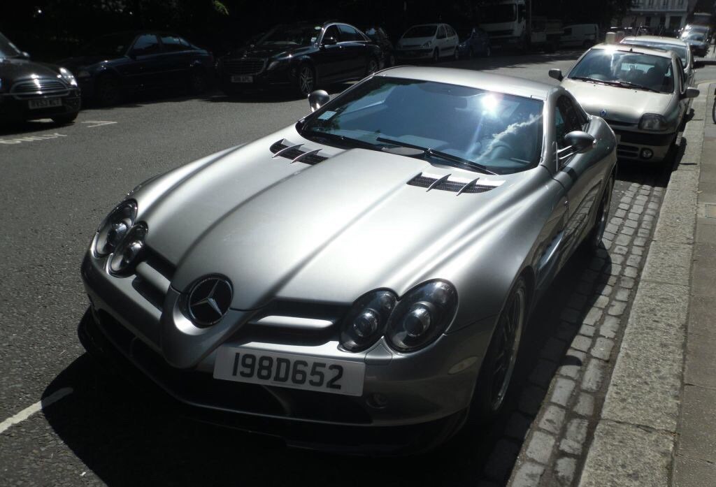 Mercedes-Benz SLR McLaren 722 https://fotostrana.ru/away?to=/sl/F9V2 337km/uAcceleration 0-100 3.60skm/uPower 650 pkTorque ...