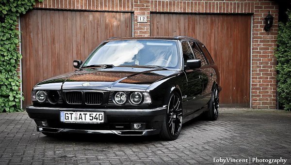 BMW 5 Series E34 Touring