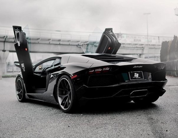 Lamborghini Aventador LP700 - 4