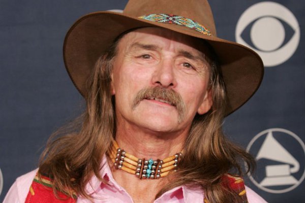     : 12  1943     (Dickey Betts) -  ...