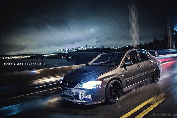 Mitsubishi lancer Evolution IX - 3