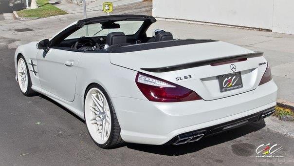 Mercedes-Benz SL63 AMG - 6