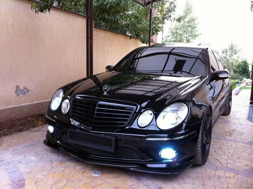 Mercedes-Benz E55 AMG - 5