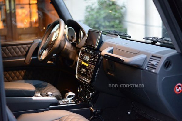 BRABUS 700 - 8