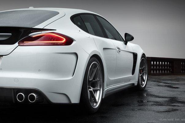 Porsche Panamera Stingray GTR - 8