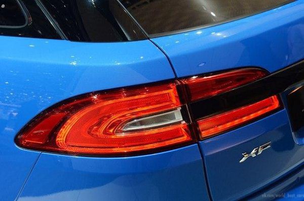 2014 Jaguar XFR-S Sportbrake - 8