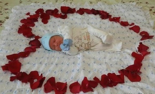 Главное, что должны дать своему малышу родители, - это ЛЮБОВЬ!