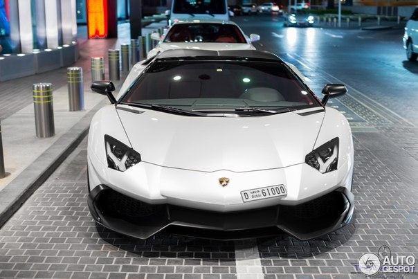 Lamborghini Aventador LP720-4 Roadster 50 Anniversario. - 4