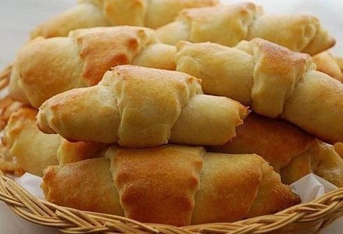 «РОГАЛИКИ» ПРОСТОЙ РЕЦЕПТ. Тесто: 200гр. сметаны, 200гр. маргарина смять, 0,5 ст.сахара, 5ст.муки. ...