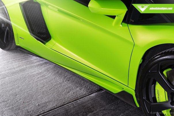 Lamborghini Aventador-V Roadster aka 'The Hulk' by Vorsteiner. - 8