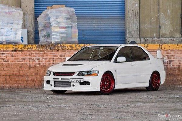Mitsubishi Lancer Evolution IX - 5
