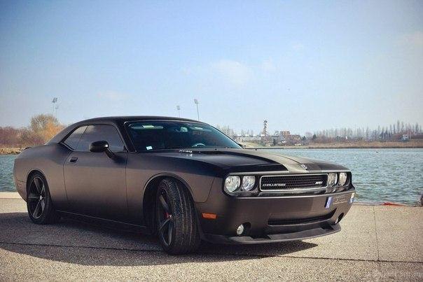 Dodge Challenger SRT8 - 7