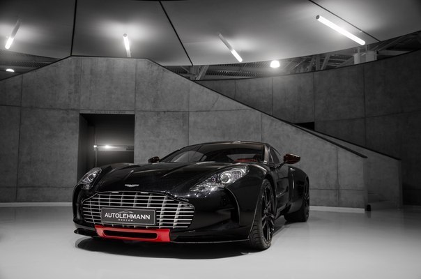 Aston Martin One-77 Q-Series.   V12 Atmo (7312 )  760 ..  7500 ... - 6