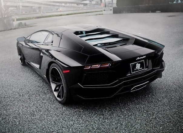 Lamborghini Aventador LP700 - 5