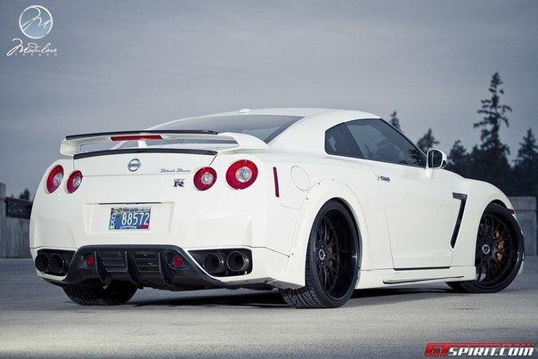 Nissan GT-R by Wald - 5