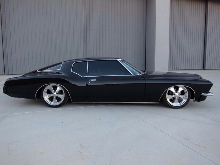 Buick Riviera - 3