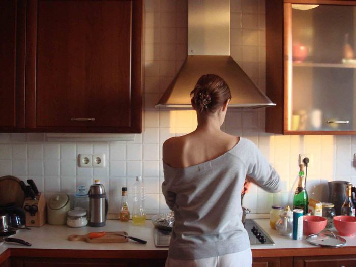 18 кулинарных секретов, которые хозяйки обычно собирают годами! 1. Чтобы яичница была пышной можно ...