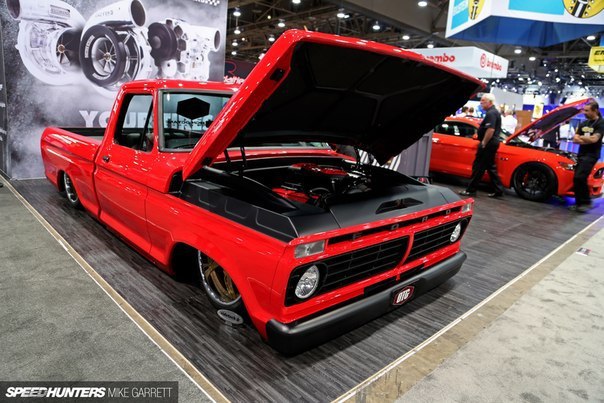 Boss Ford F100.