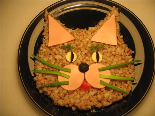 Готовим в мультиварке.1. Котлетки на пару (с 11 месяцев)Ингредиенты:Мясо-50гр.вода-30мл.хлеб ...