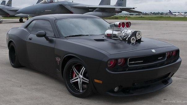 Dodge Challenger SRT8