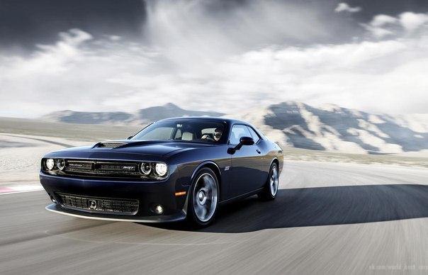 '15 Dodge Challenger SRT - 2