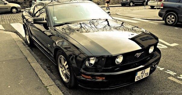 Ford Mustang GT