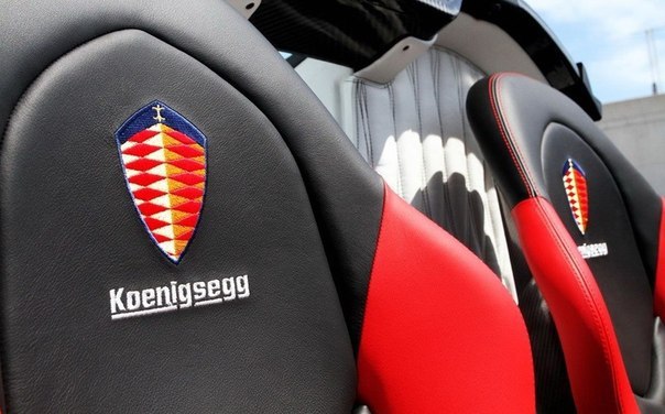 Koenigsegg Agera X.5.0L Bi-Turbo V8: 940 .. : 1100   : 3.1 ... - 4