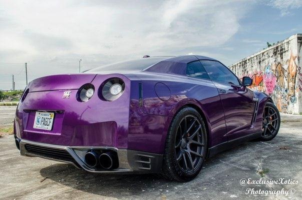 Purple Nissan GT-R on Velgen VMB5 Wheels. - 5