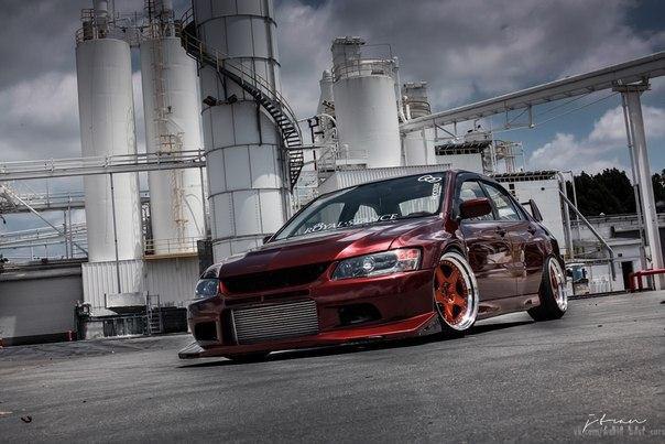 Mitsubishi Lancer Evolution. - 8