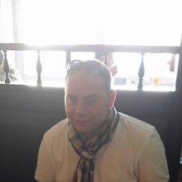 Petr, 44 , 