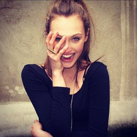 Бесит, когда спрашивают: «Вы расстались? Прошла любовь, завяли помидоры?» За своим огородом следи, ...