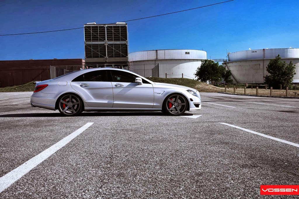 Mercedes-Benz CLS63 AMG on Vossen VVS-CV3 - 2