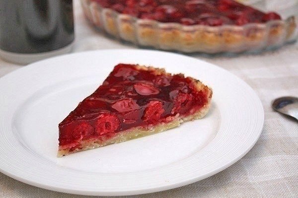 Вишневый пирог из творожного теста! ок 170 ккал Ингредиенты: 150г сливочного масла 150г муки 150г ...