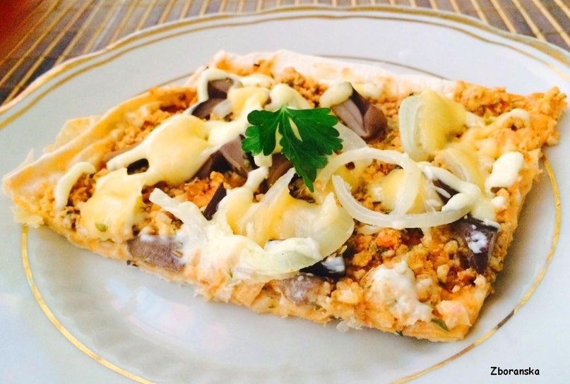 Вкуснейшая пицца за 20 минут на тонком лаваше.Данный рецепт - ваша палочка-выручалочка, когда нужно ...