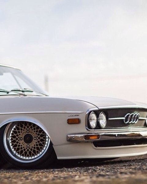 Audi 100 - 2