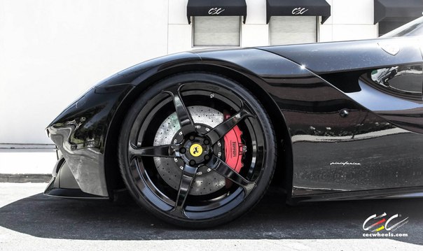 Ferrari F12 Berlinetta.6.3L V12: 740 .. : :   ... - 6