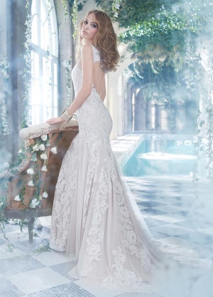 JLM Couture - 4