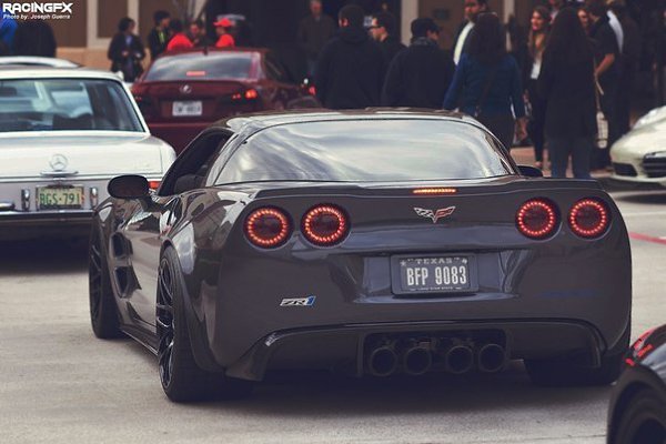 Chevrolet Corvette ZR