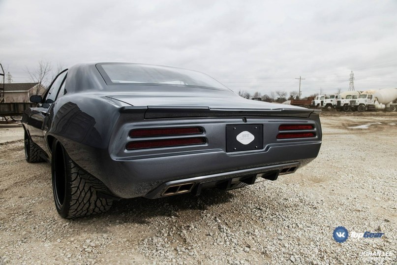 1969 Pontiac Firebird Custom - 2