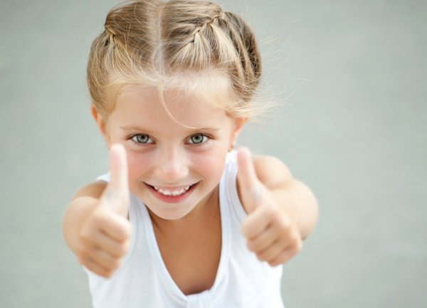 РУССКИЕ СТИХИ С АНГЛИЙСКИМИ СЛОВАМИ (ДЛЯ ДЕТЕЙ).Купила мама два платочка-Как будет рада ...