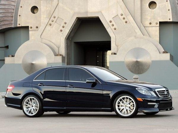 Hennessey Mercedes-Benz E 63 AMG V8 Biturbo HPE700.: 700 .. : 800  - 5