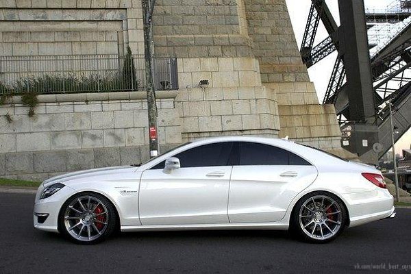 Mercedes-Benz CLS 63 AMG - 7