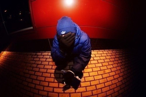 Порой пишешь статус не для того чтобы 50 человек поставили like,а просто чтобы один человек прочитал ...