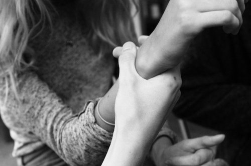 — Мы говорим с тобой на разных языках, как всегда, — отозвался Воланд, — но вещи, о которых мы ...