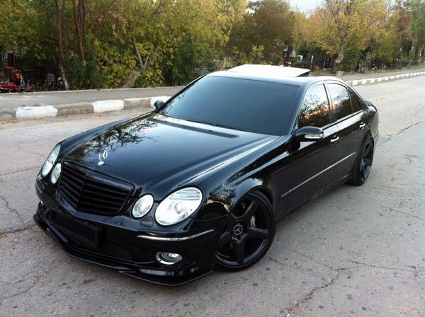 Mercedes-Benz E55 AMG - 2