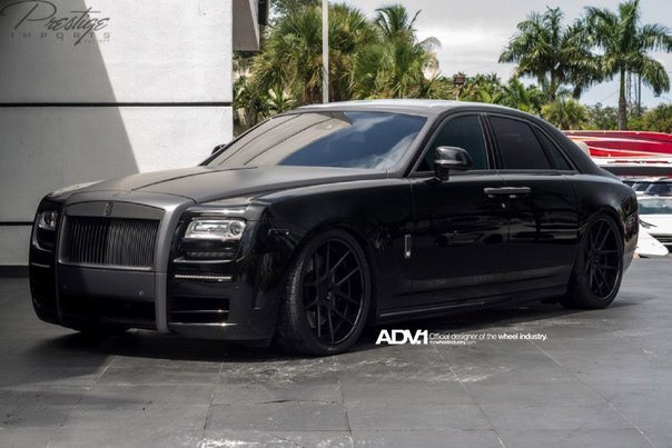 Rolls-Royce Ghost - 2