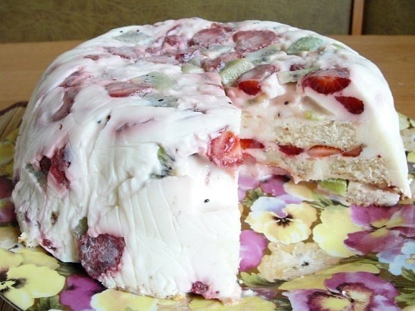 Тортик на десерт - быстрый и вкусный! Ингредиенты: - 0,5 л сметаны - 1 стакан сахара - 1 пакетик ...