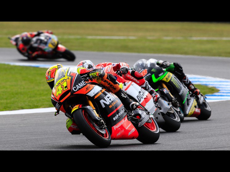 *MotoGP -WSBK~Girls~ - 28  2014  17:12