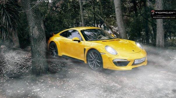 Stunning Yellow Porsche 911 Carrera Stinger