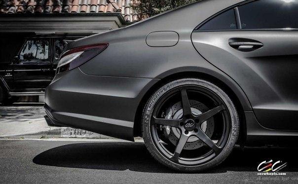 Mercedes-Benz CLS63 AMG - 4